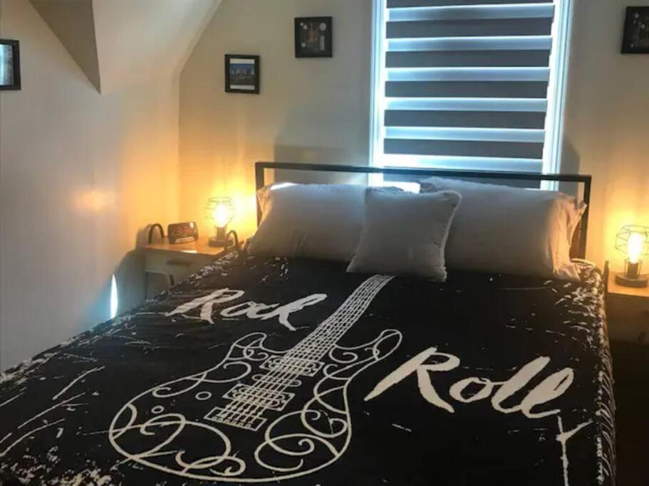 Uber Close To Ohio City, Cleveland Apartment ภายนอก รูปภาพ